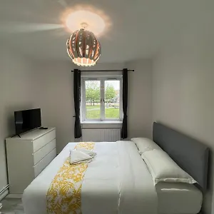 apt-starlet-stepney.brighton-hotels-england.com/